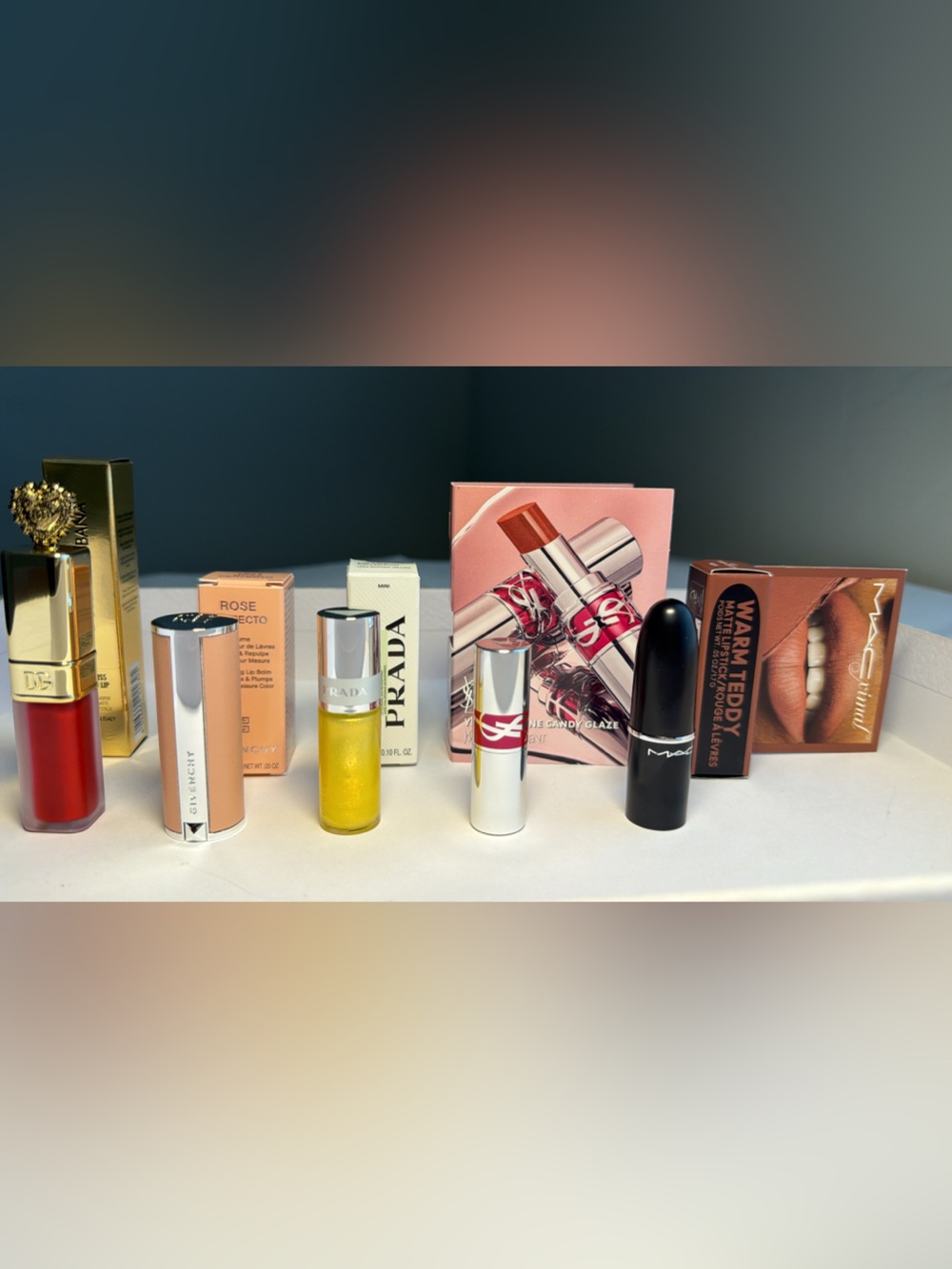 New,unused,authentic  Women's Mini size Lipstick collection - Picture 3 of 4